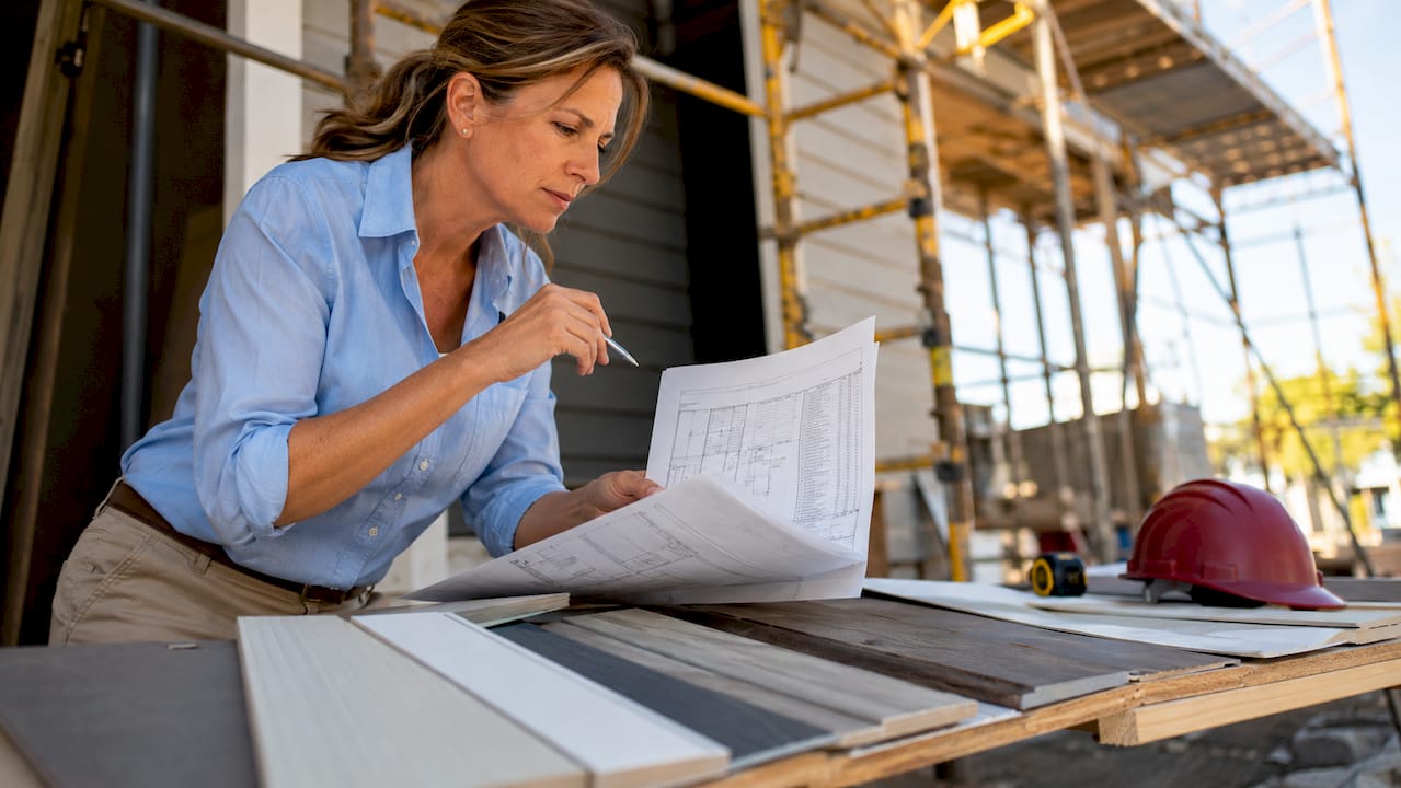 You are currently viewing How to Plan a Commercial Siding Replacement Project