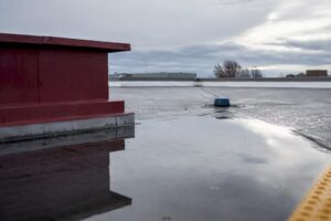 Read more about the article 48-Hour Rule: Flat Roof Ponding Water for Owners & Managers
