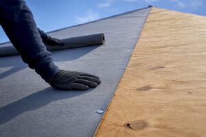 Read more about the article 3 Roof Underlayment Types Homeowners Must Ask About: Fasteners and Code